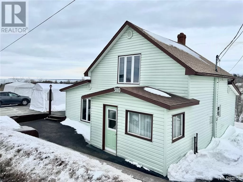 House for rent: 380 Sansom Street, Dalhousie, New Brunswick E8C 2L1