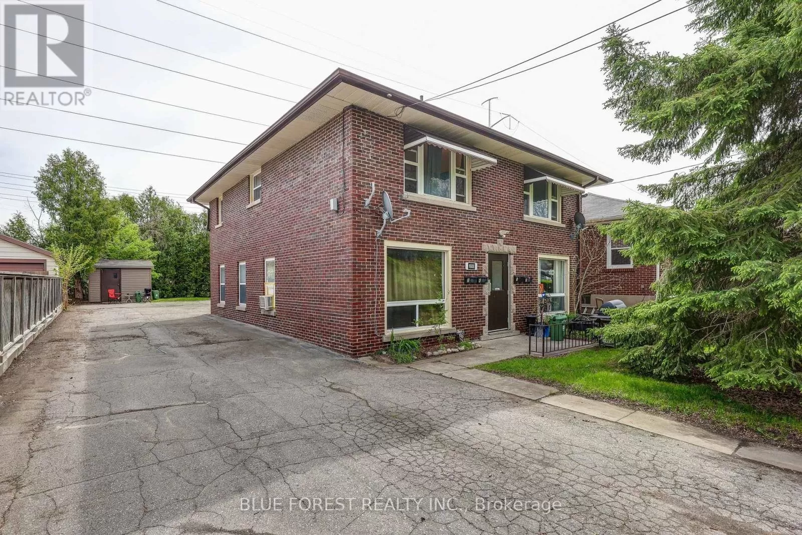 Fourplex for rent: 390 Thiel Street, London, Ontario N5W 4P8