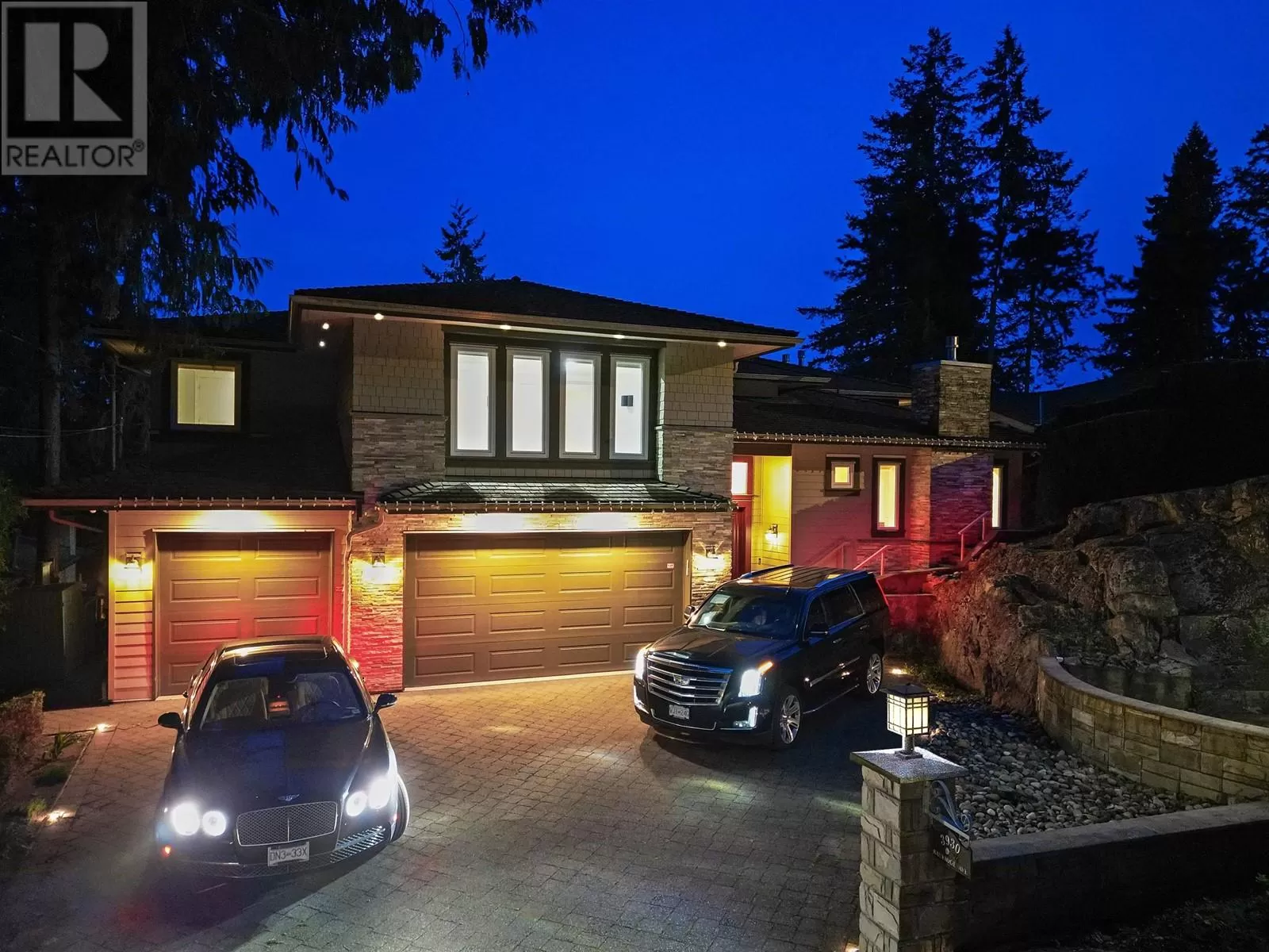 House for rent: 3930 Bayridge Avenue, West Vancouver, British Columbia V7V 3J4
