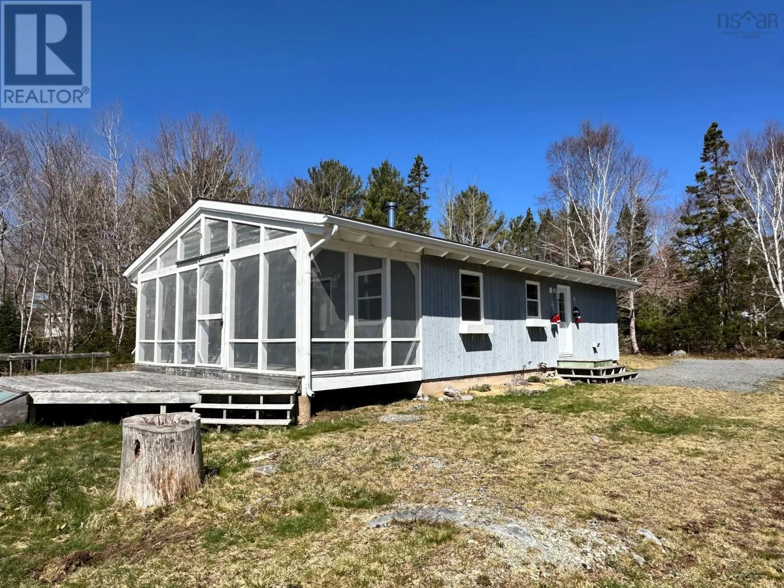House for rent: 40 Harbour View Drive, Mill Village, Nova Scotia B0J 2H0