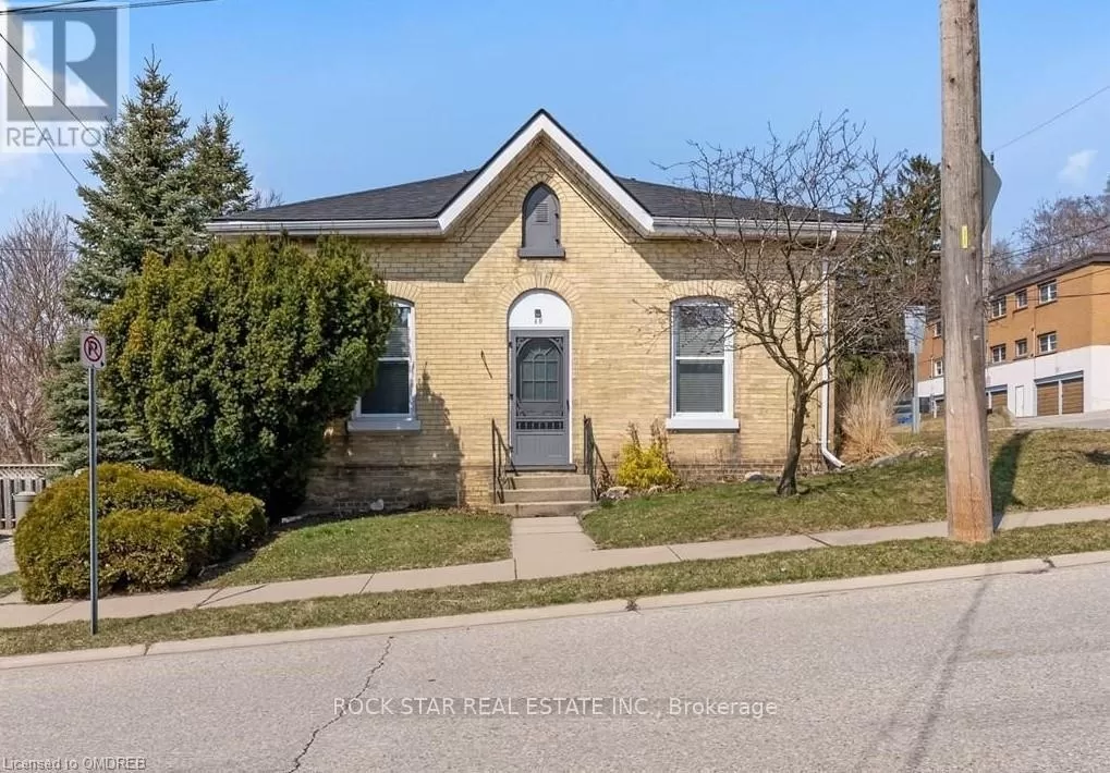 House for rent: 40 Niagara Street, Brantford, Ontario N3R 4E2