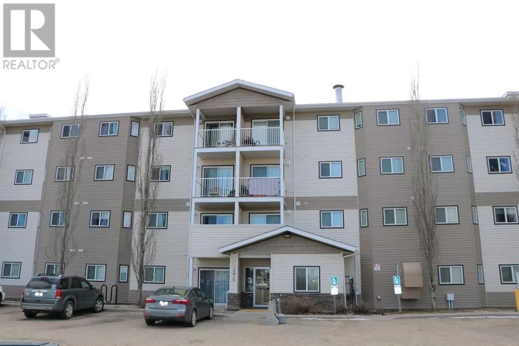 Apartment for rent: 400, 12015 Royal Oaks Drive, Grande Prairie, Alberta T8V 2K8