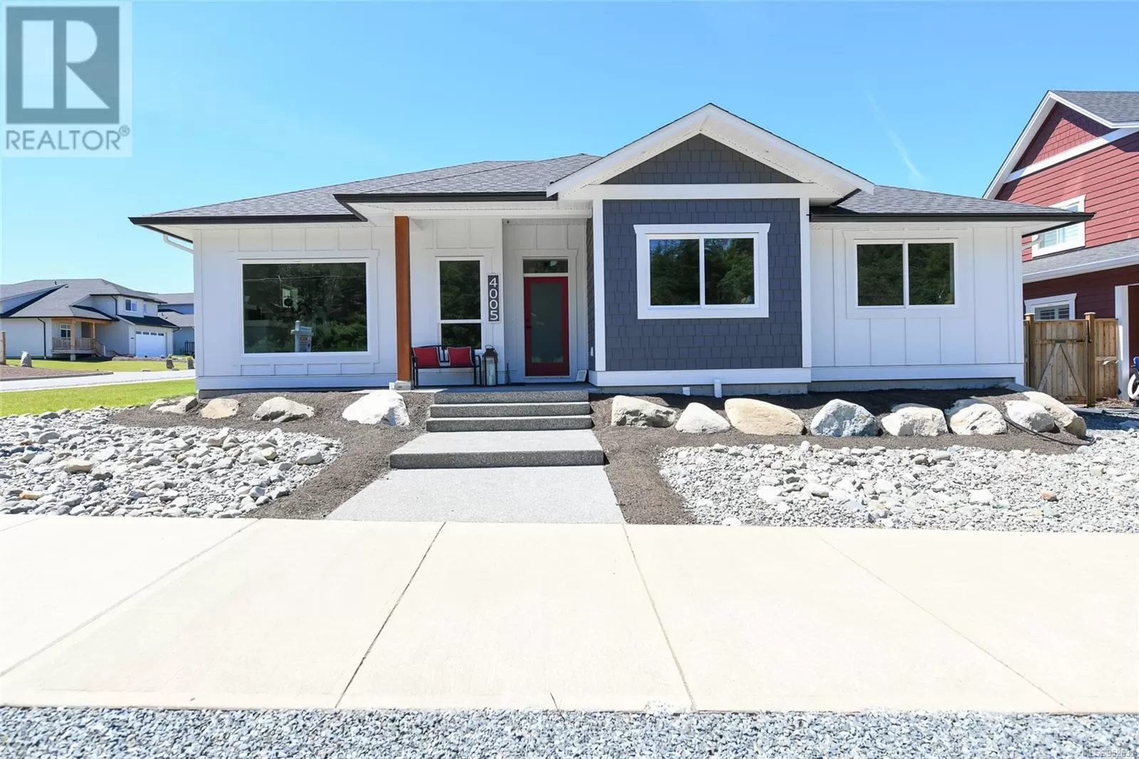 House for rent: 4005 Buckstone Rd, Courtenay, British Columbia V9N 0B4