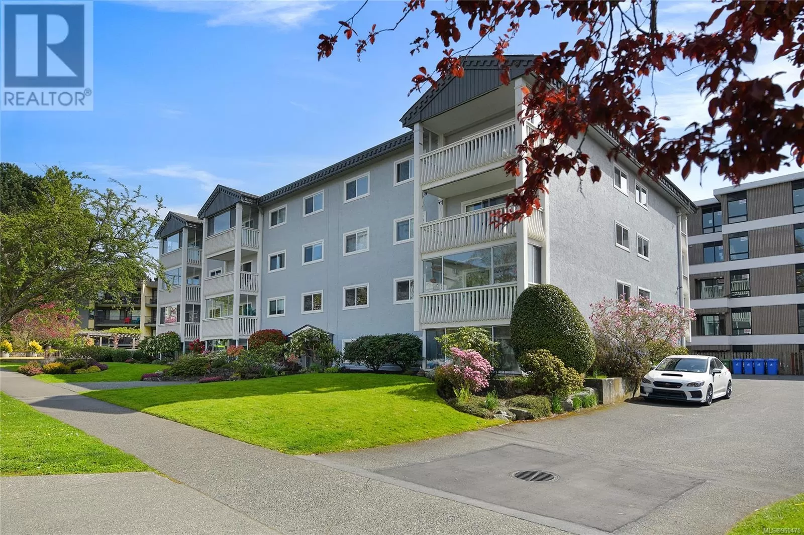 Apartment for rent: 401 1115 Rockland Ave, Victoria, British Columbia V8V 3H8