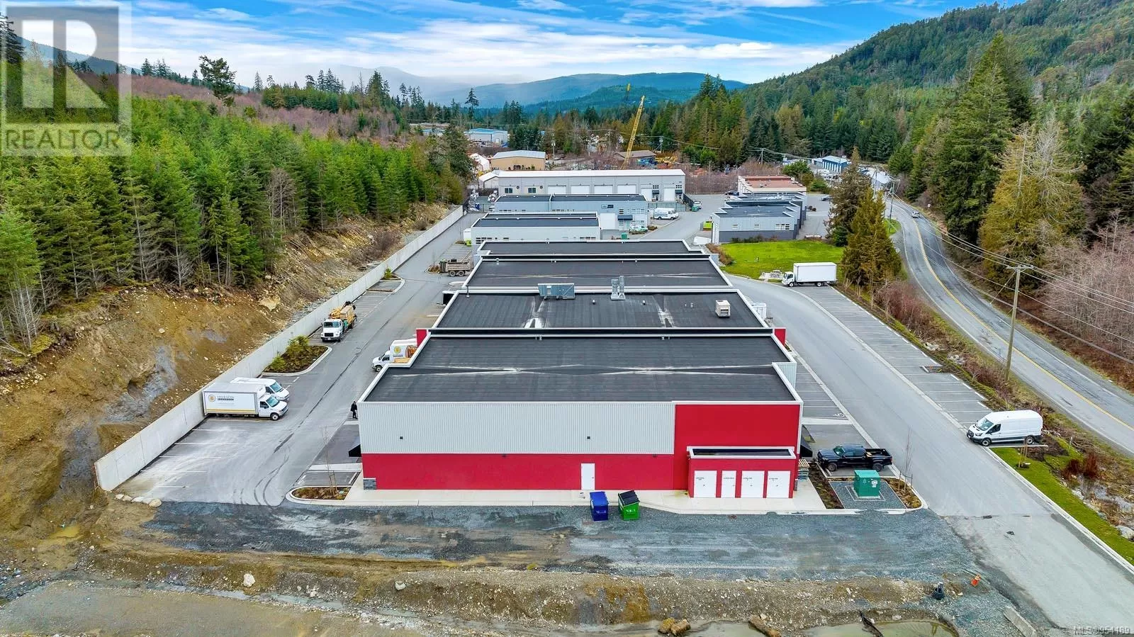 Warehouse for rent: 40106 700 Shawnigan Lake Rd, Shawnigan Lake, British Columbia V0R 2L0