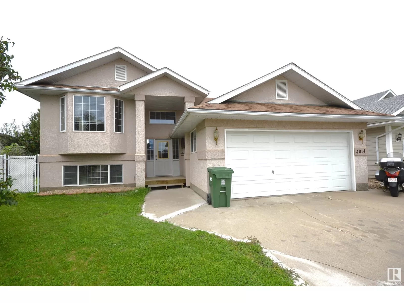 House for rent: 4014 38 St, Bonnyville Town, Alberta T9N 2J1