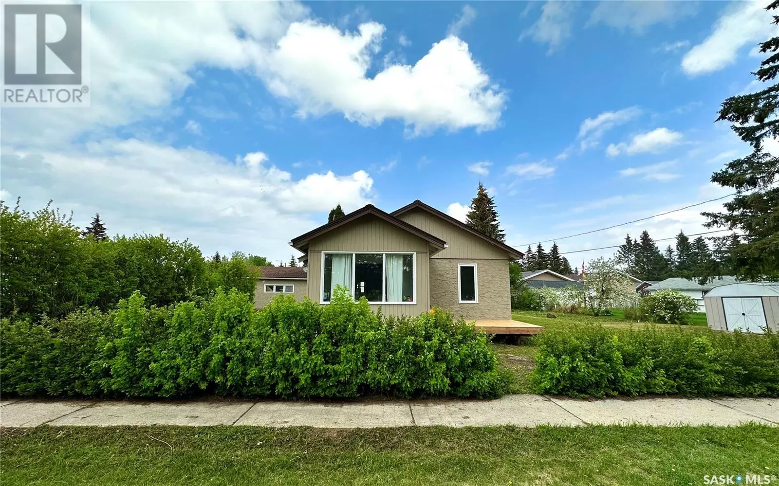 House for rent: 402 4th Street, Medstead, Saskatchewan S0M 1W0