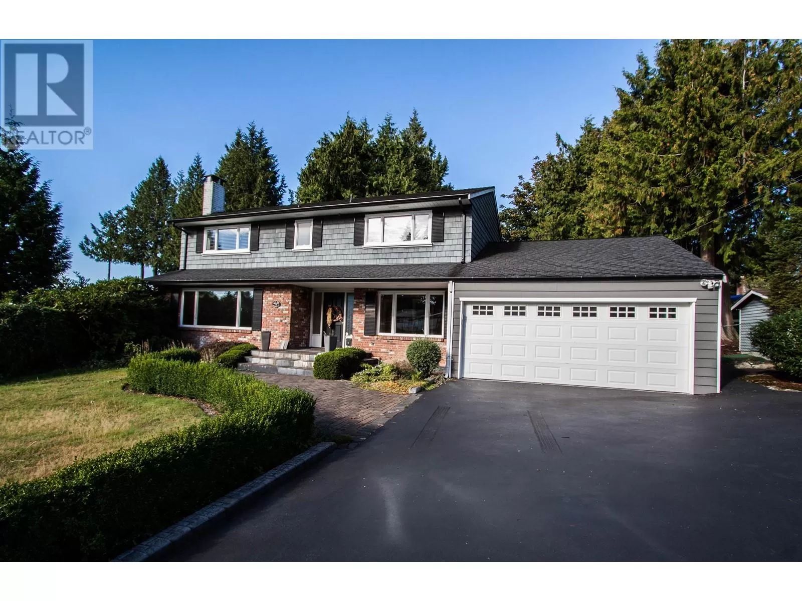 House for rent: 4032 Ripple Road, West Vancouver, British Columbia V7V 3K9