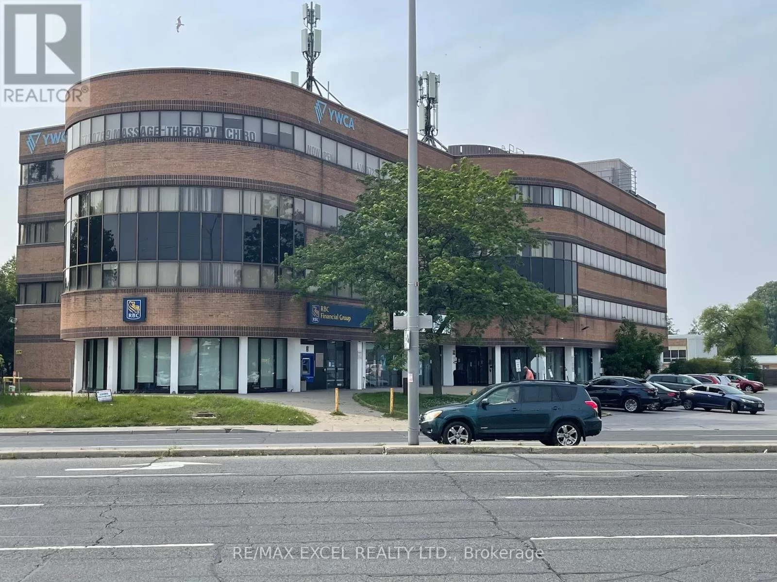 Offices for rent: 403b - 3090 Kingston Road, Toronto, Ontario M1M 1P2