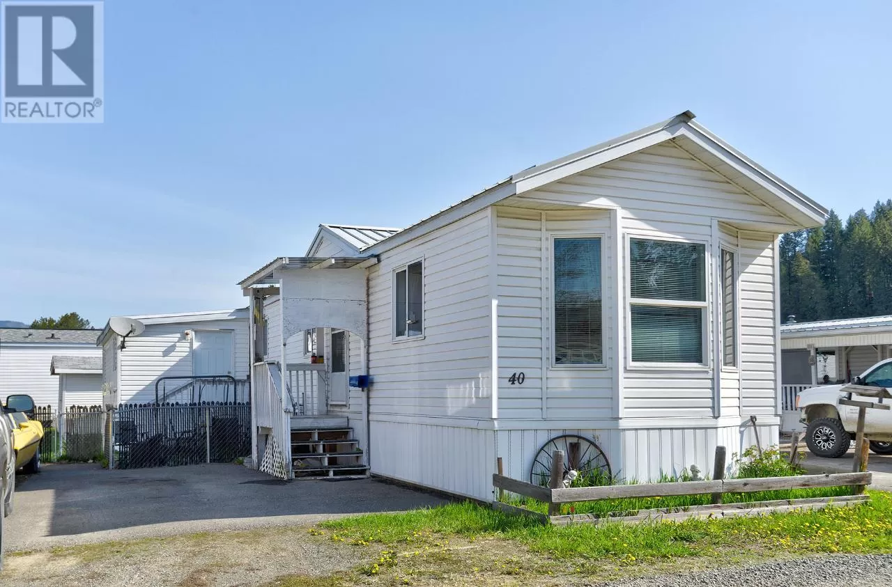 Mobile Home for rent: 40-4428 Barriere Town Rd, Barriere, British Columbia