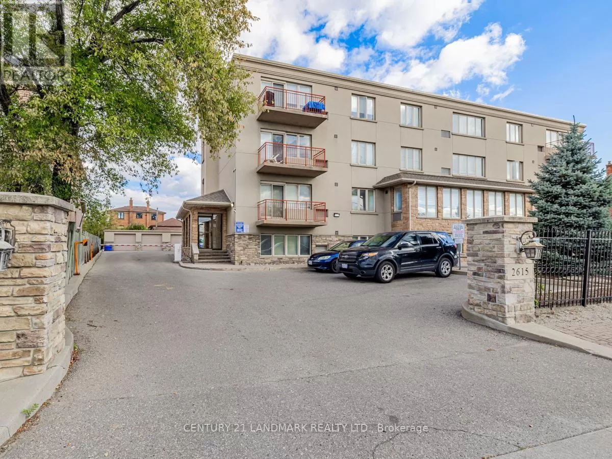 Apartment for rent: 405 - 2615 Keele Street, Toronto, Ontario M6L 2P2