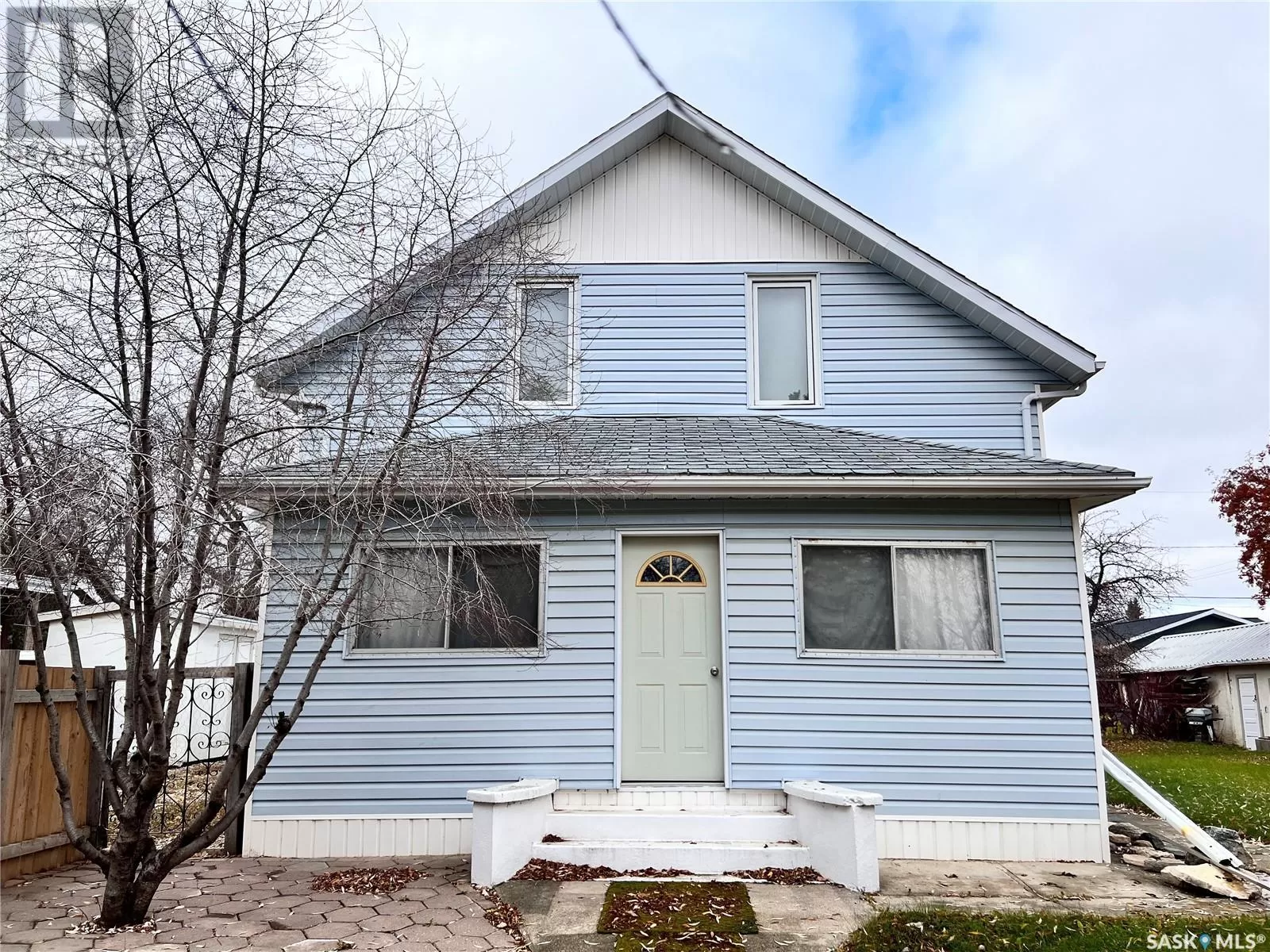 House for rent: 405 3rd Street E, Wynyard, Saskatchewan S0A 4T0