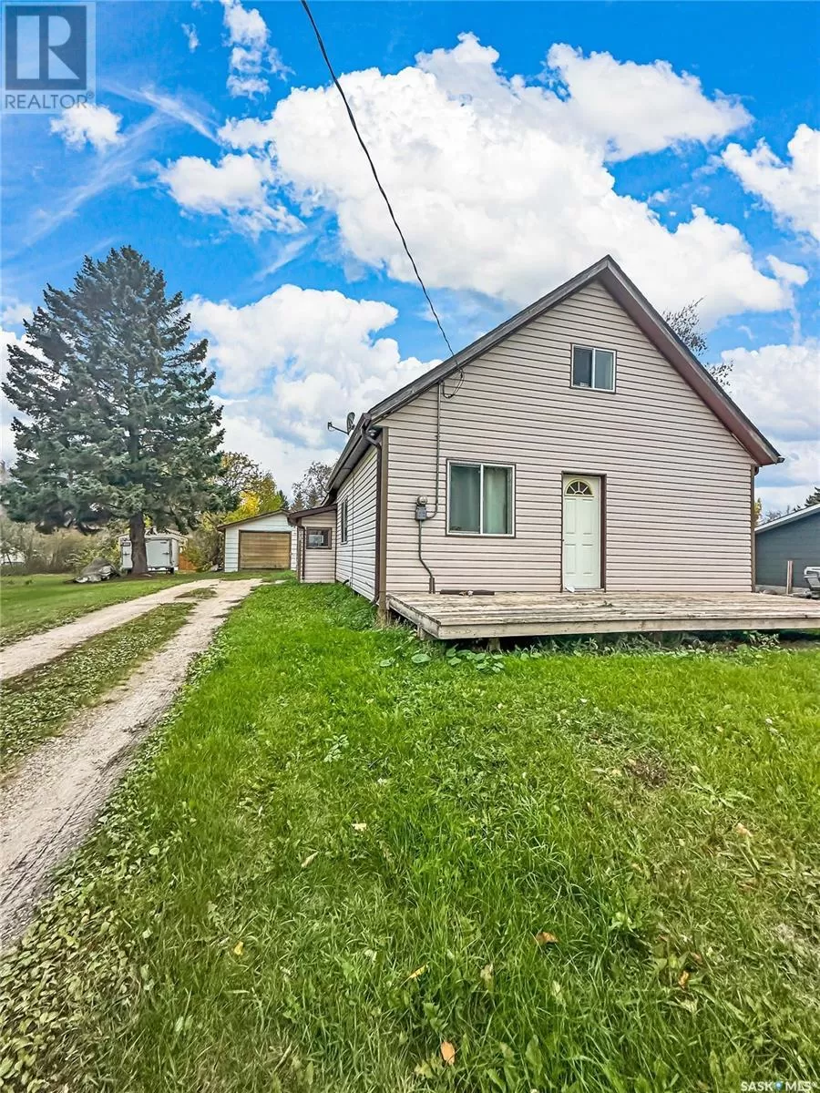 House for rent: 406 Southesk Street, Whitewood, Saskatchewan S0G 5C0
