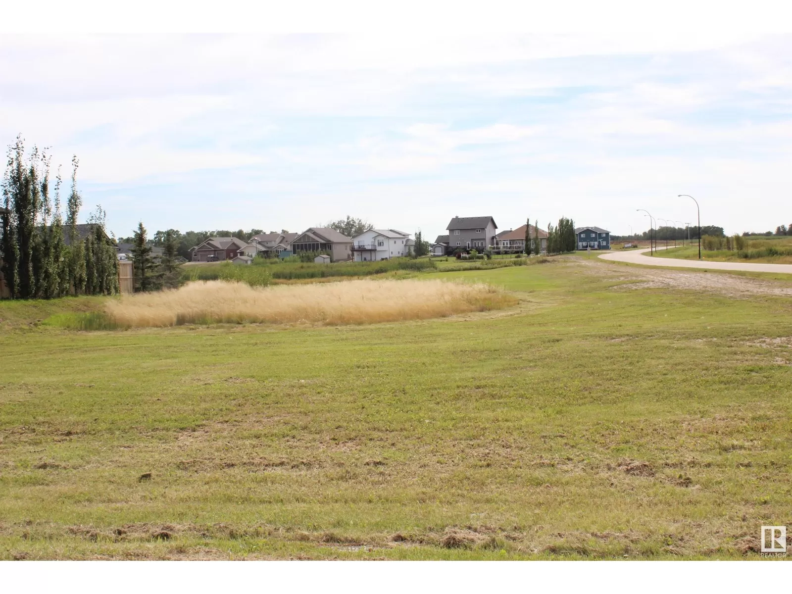 No Building for rent: 41 Whitetail Gr, Mundare, Alberta T0B 3H0