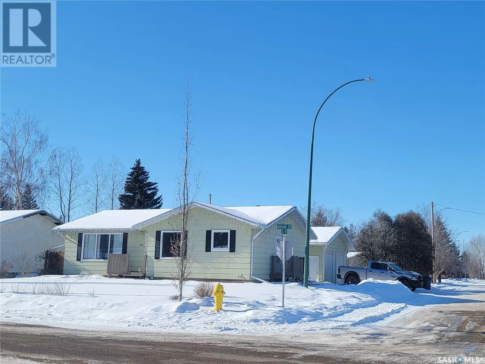 House for rent: 411 Broad Street, Cut Knife, Saskatchewan S0M 0N0