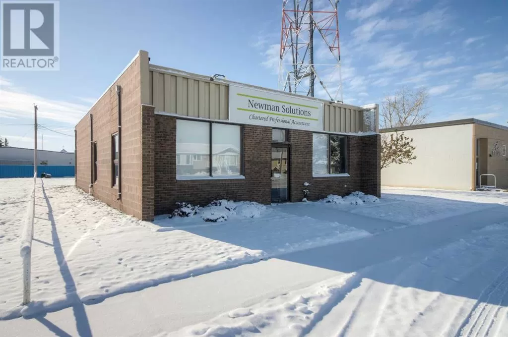 Offices for rent: 413 3 Avenue N, Vauxhall, Alberta T0K 2K0