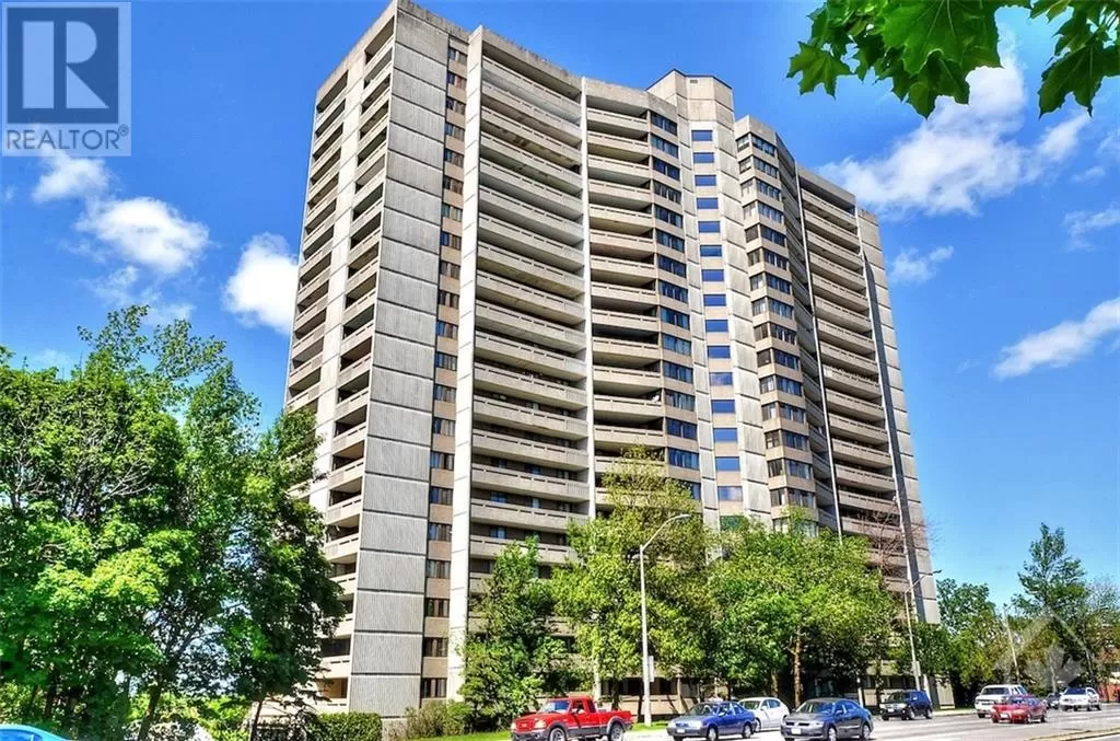 Apartment for rent: 415 Greenview Avenue Unit#307, Ottawa, Ontario K2B 8G5