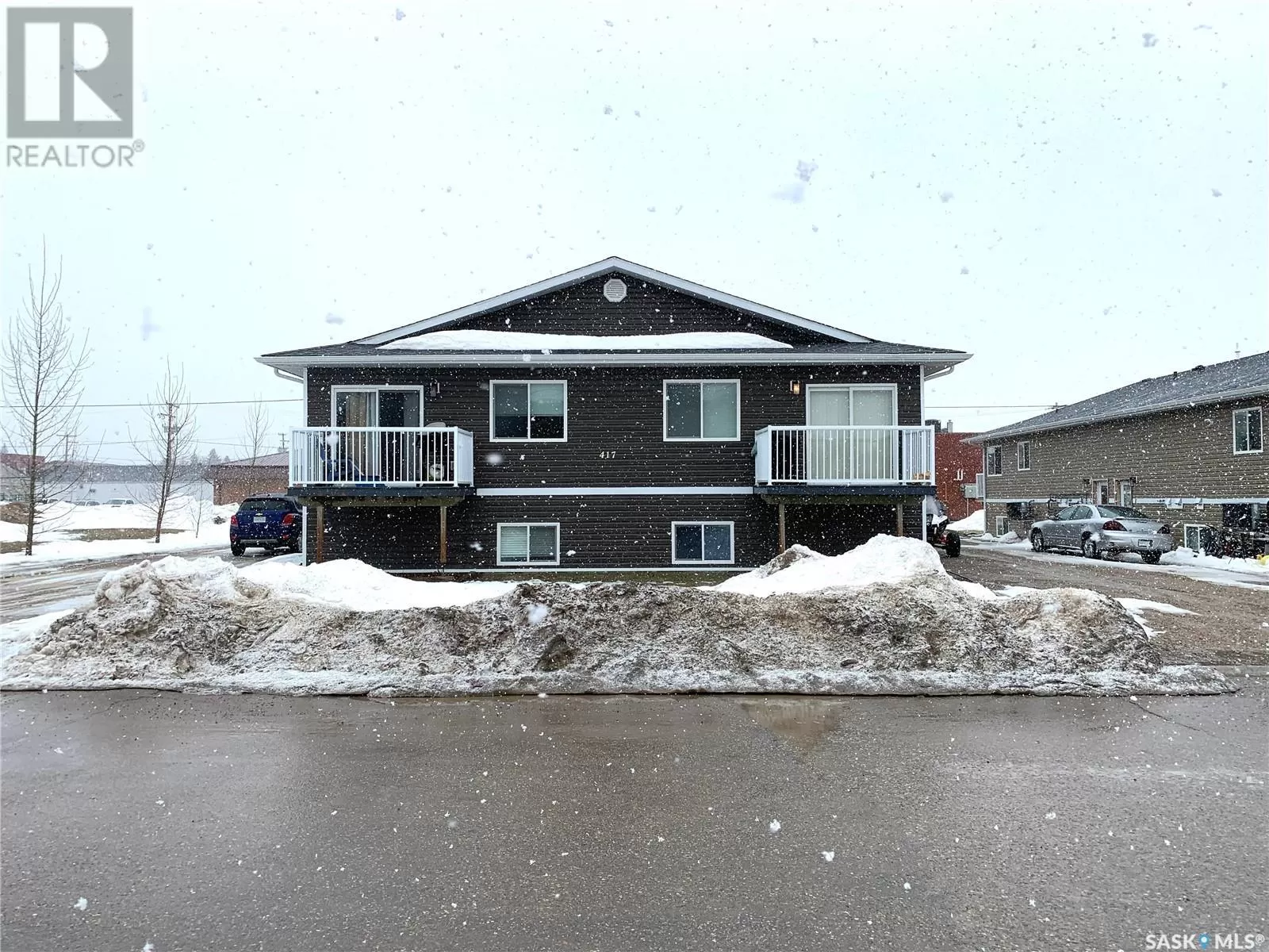 Fourplex for rent: 417 St Mary Street, Esterhazy, Saskatchewan S0A 0X0