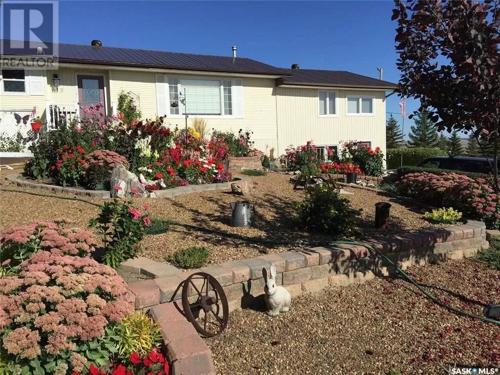 House for rent: 419 2nd Avenue S, Rockglen, Saskatchewan S0H 3R0