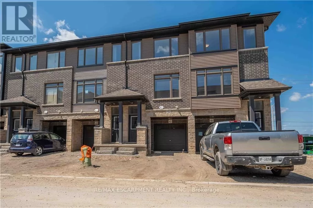 Row / Townhouse for rent: #42 -120 Court Dr, Brant, Ontario N3L 0N2