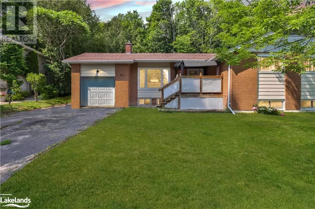 House for rent: 42 Meadow Park Drive, Huntsville, Ontario P1H 1E7