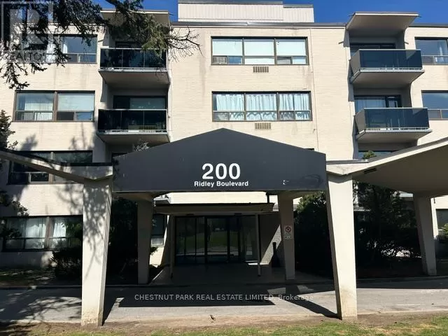 Other for rent: 423 - 200 Ridley Boulevard, Toronto, Ontario M5M 3M2