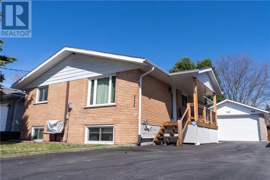 House for rent: 4254 Marlene Court, Greater Sudbury, Ontario P3P 1C8