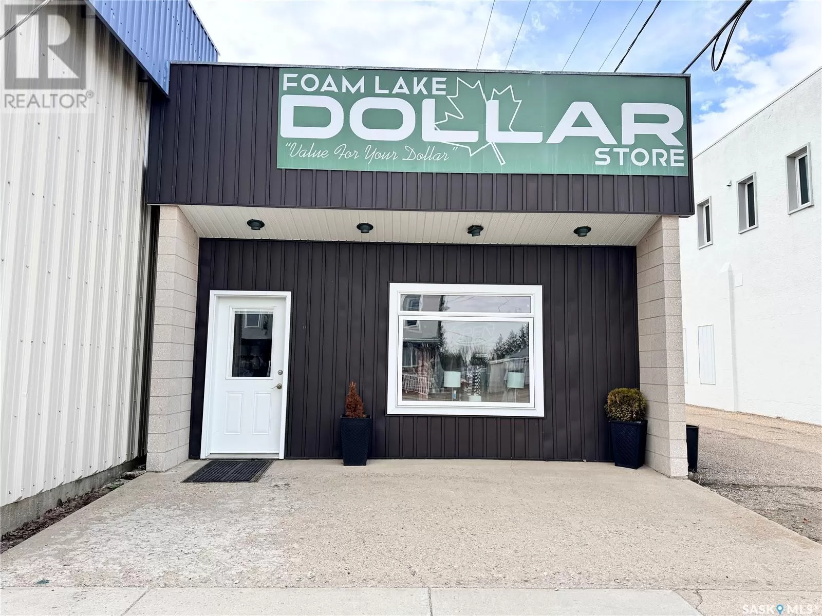 Retail for rent: 428 Main Street, Foam Lake, Saskatchewan S0A 1A0