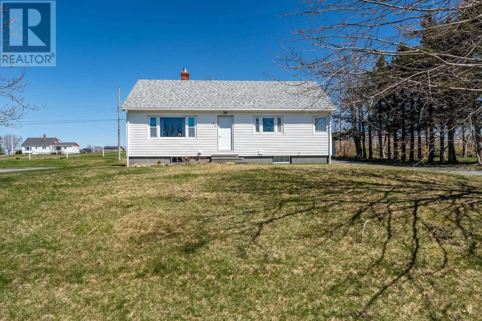 House for rent: 43 Belle Vue St, Belliveaus Cove, Nova Scotia B0W 1M0
