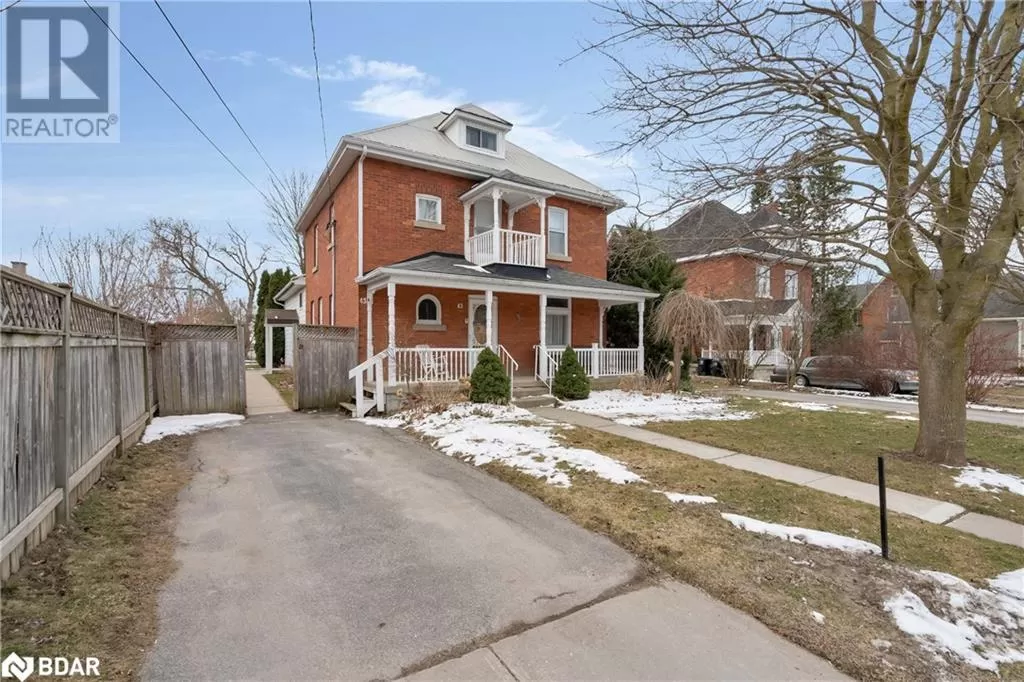 House for rent: 43 Queen Street E, Elmvale, Ontario L0L 1P0
