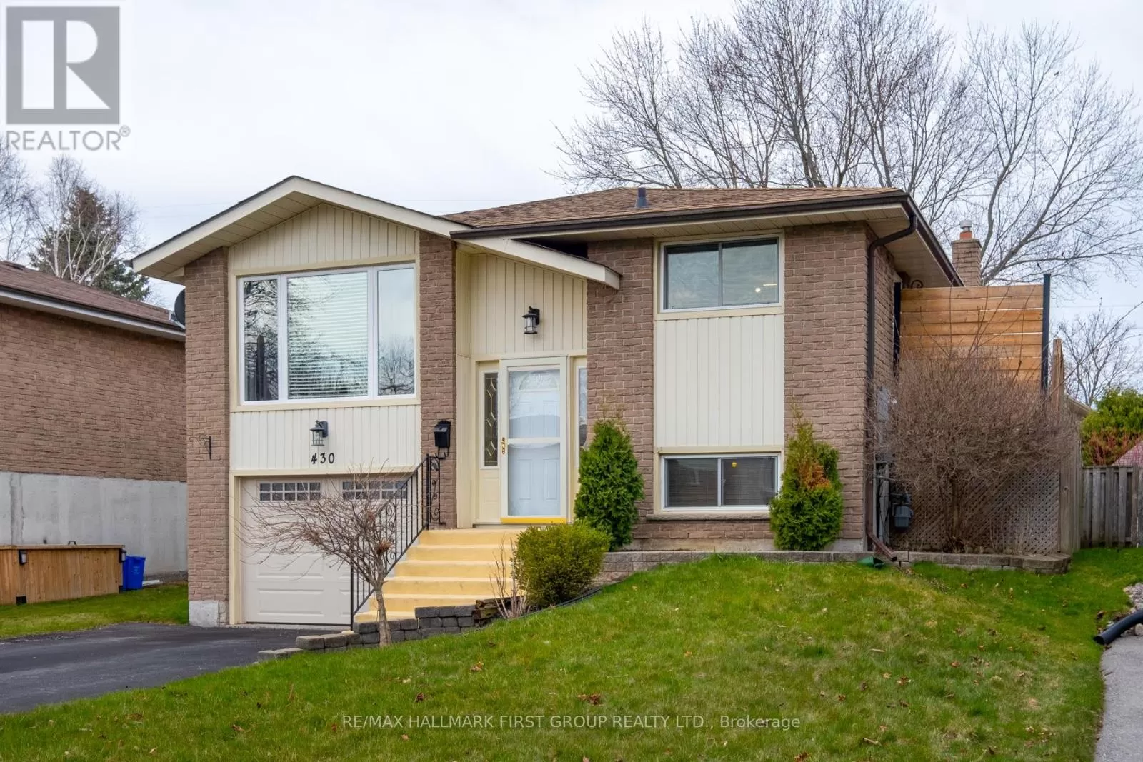 House for rent: 430 Paddington Cres, Oshawa, Ontario L1G 7P4