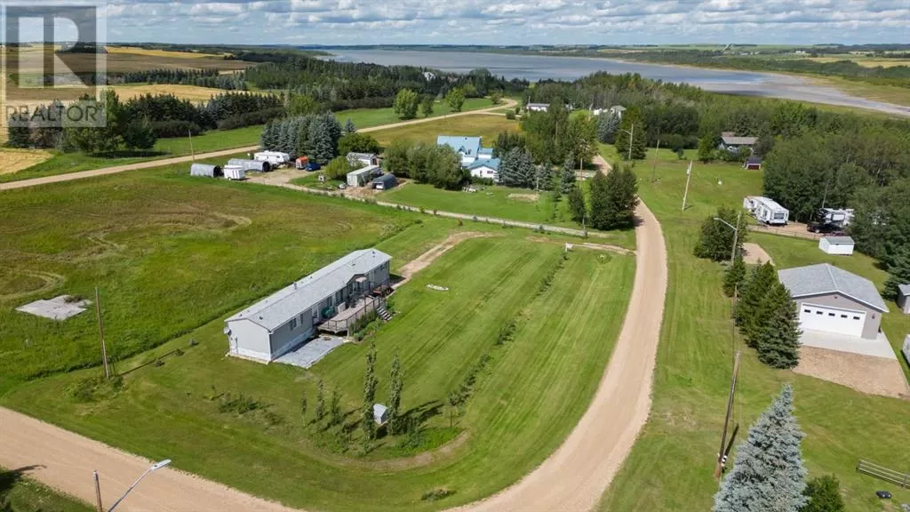 Manufactured Home/Mobile for rent: 43049 Range Road 214, Rural Camrose County, Alberta T0B 0H0