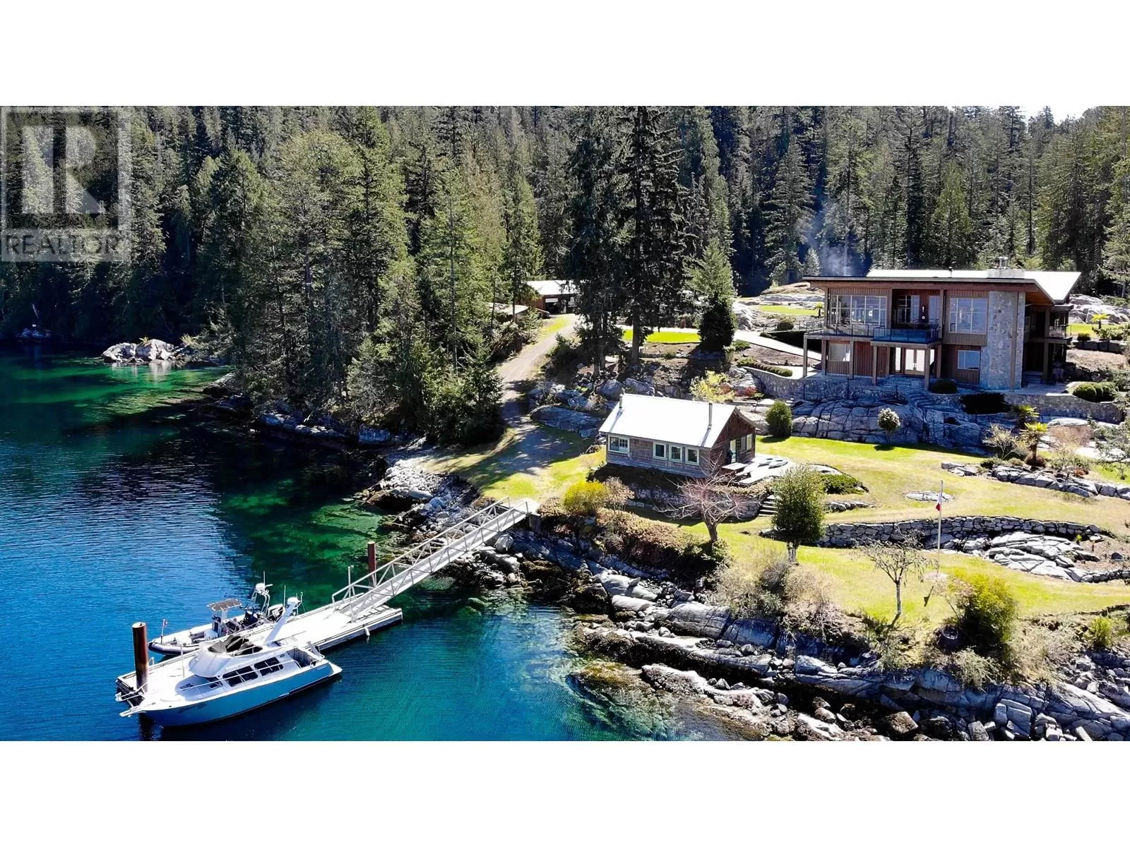 House for rent: 4355 Blind Bay, Pender Harbour, British Columbia V0N 0V0
