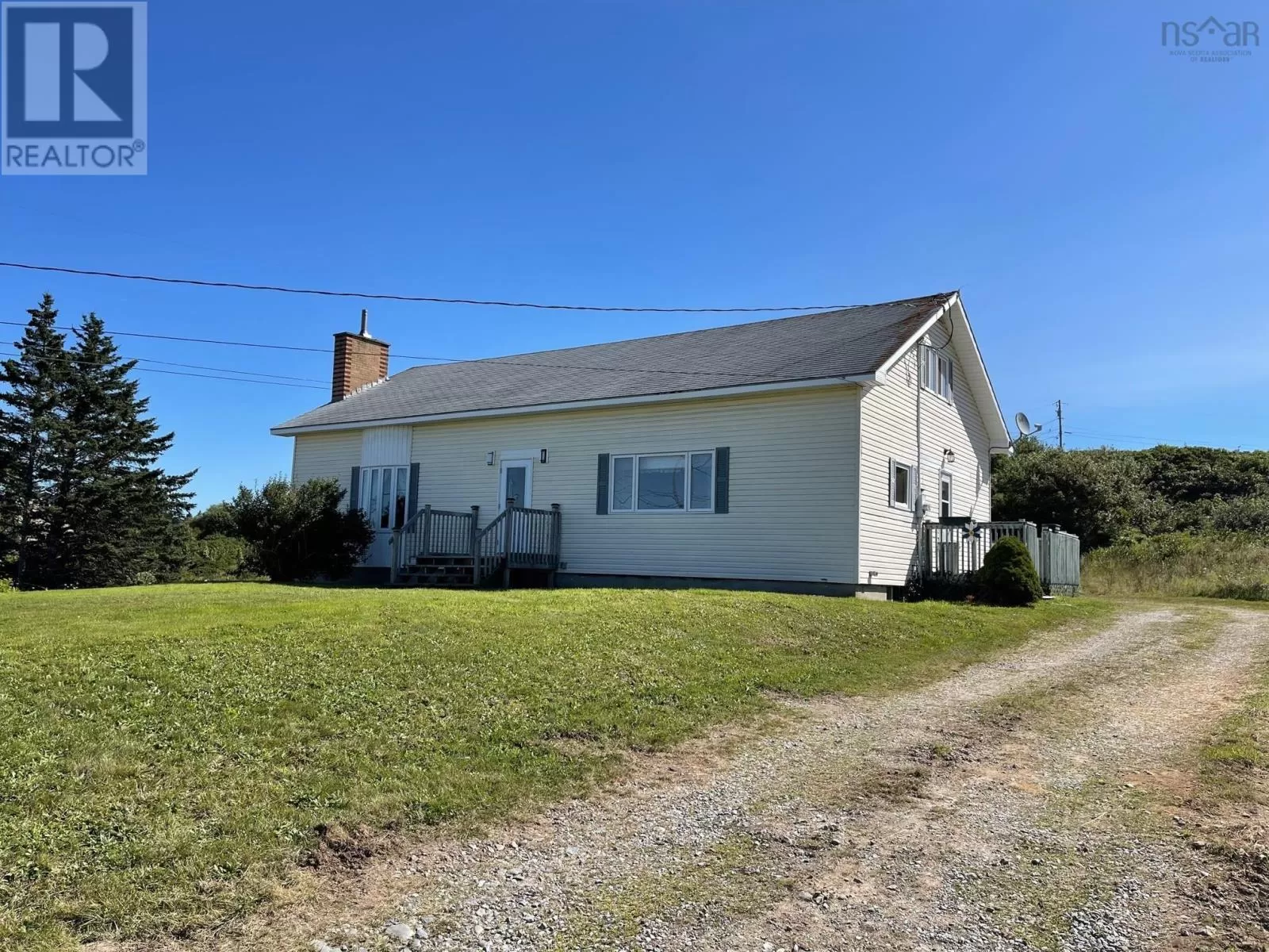 House for rent: 436 Highway 3, Lower East Pubnico, Nova Scotia B0W 2A0