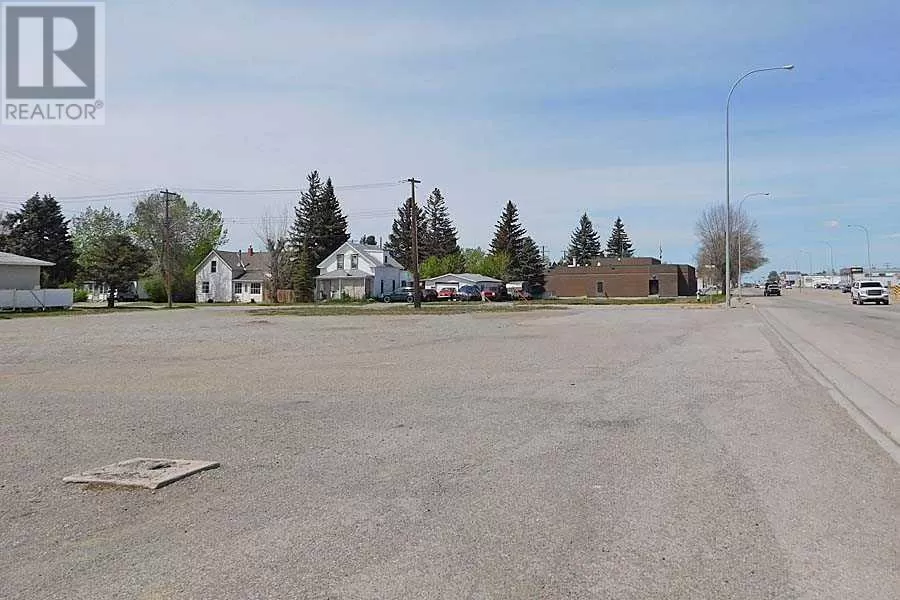 Commercial Mix for rent: 4419 1st Street W, Claresholm, Alberta T0L 0T0