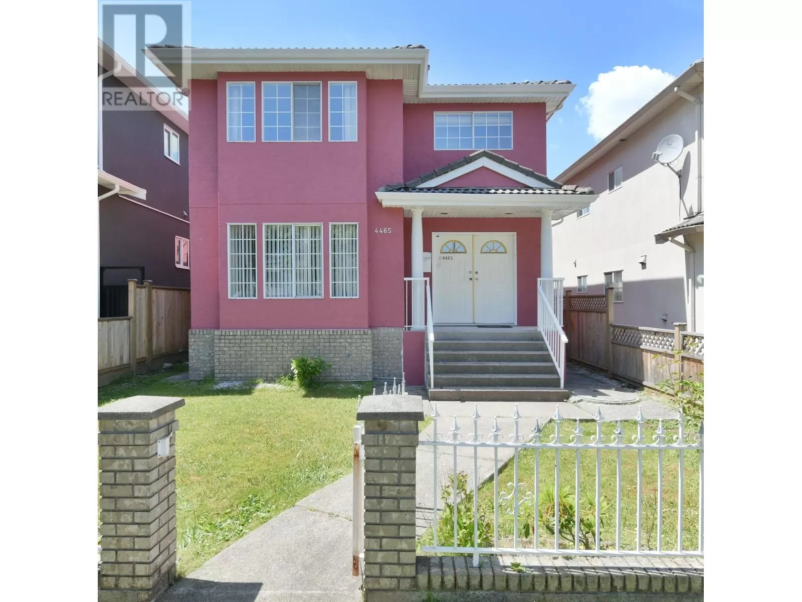House for rent: 4465 Skeena Street, Vancouver, British Columbia V5R 2L8