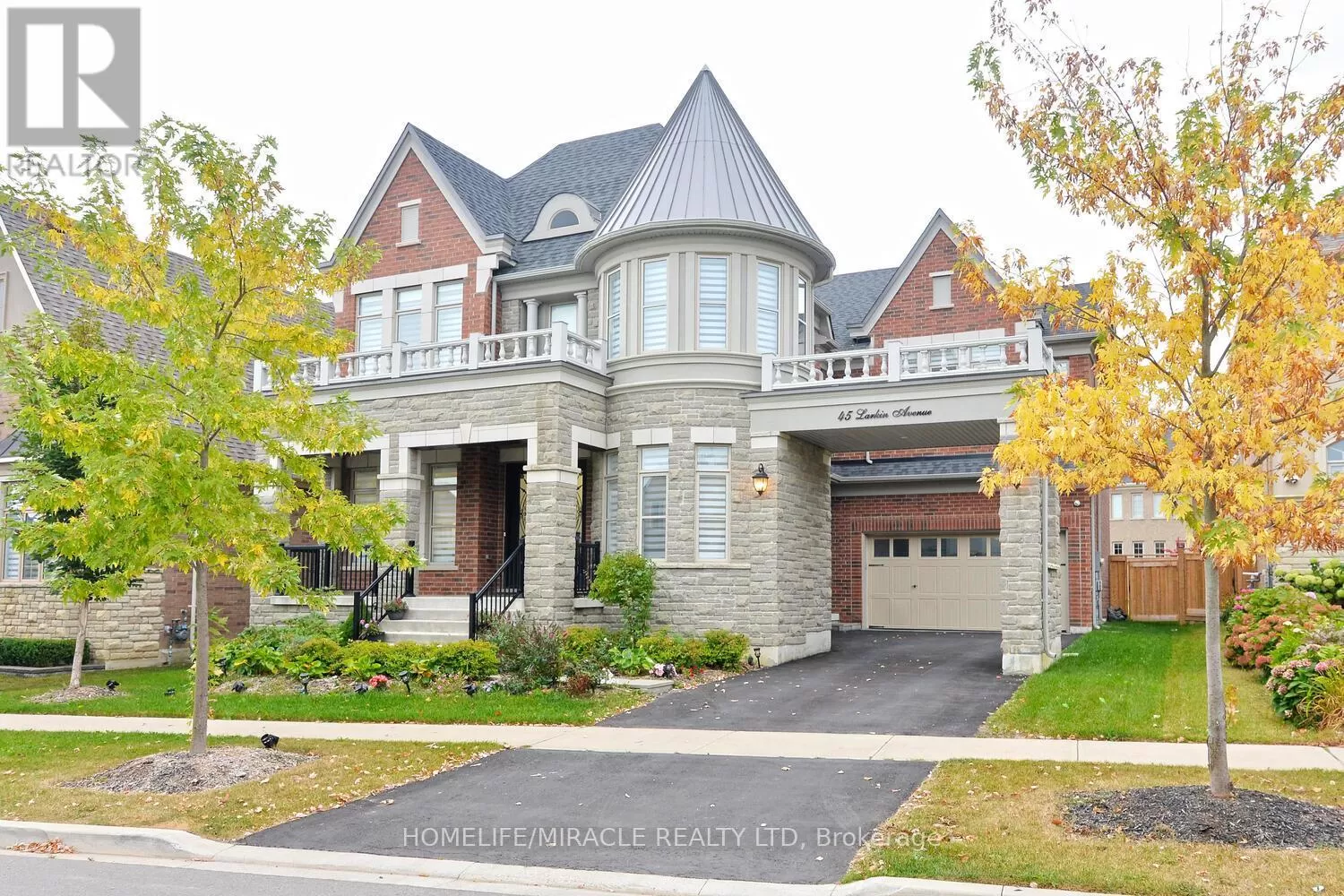 House for rent: 45 Larkin Ave, King, Ontario L7B 0N9