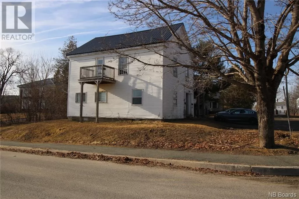 Triplex for rent: 45 Riverside Drive, St. Stephen, New Brunswick E3L 1C1