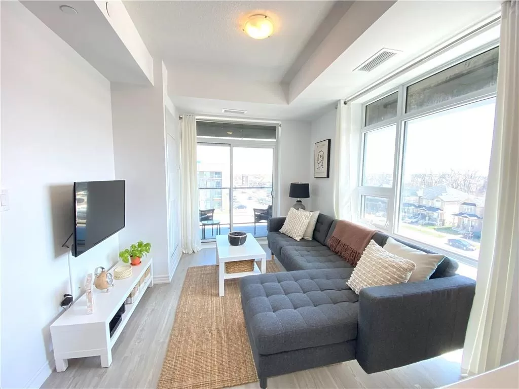 Apartment for rent: 450 Dundas Street E|unit #428, Waterdown, Ontario L8B 1Z2