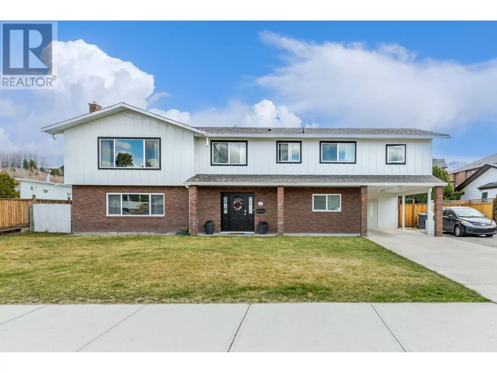 House for rent: 453 Merrifield Road, Kelowna, British Columbia V1X 6C7
