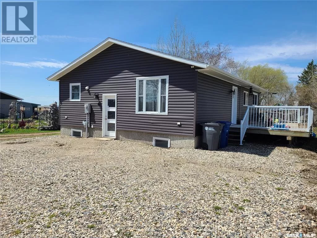 House for rent: 46 Newcombe Street, Manor, Saskatchewan S0C 1R0