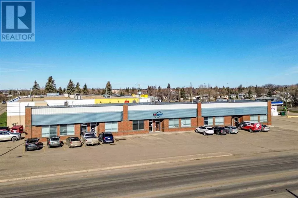 Retail for rent: 4602 50 Street, Stettler, Alberta T0C 2L0