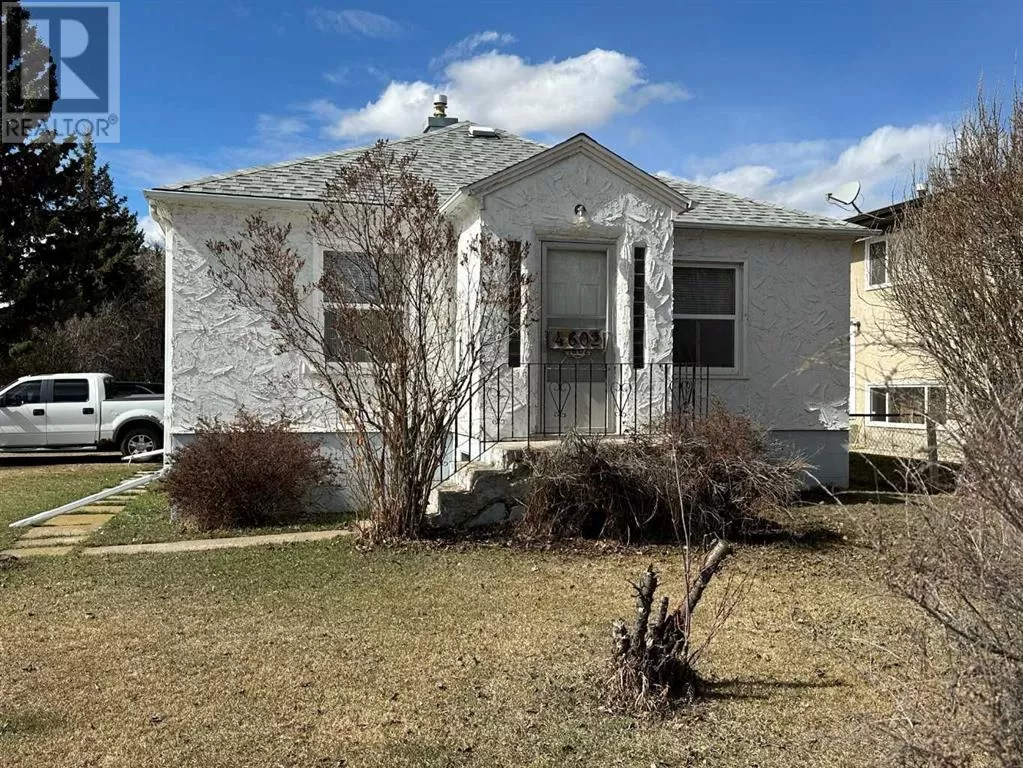House for rent: 4602 54 Street, Ponoka, Alberta T4J 1J4