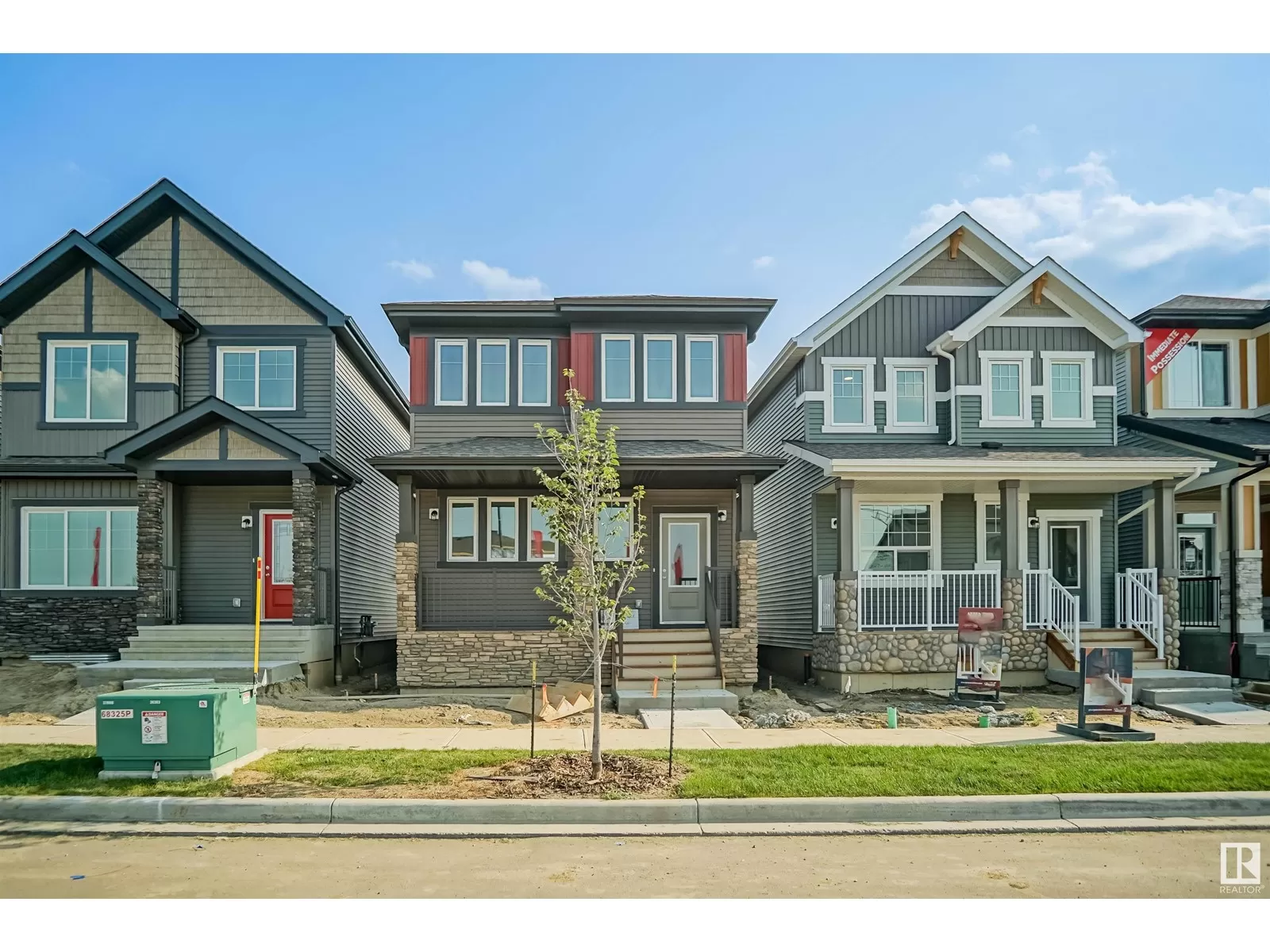 House for rent: 4631 177 Av Nw, Edmonton, Alberta T5Y 4B7