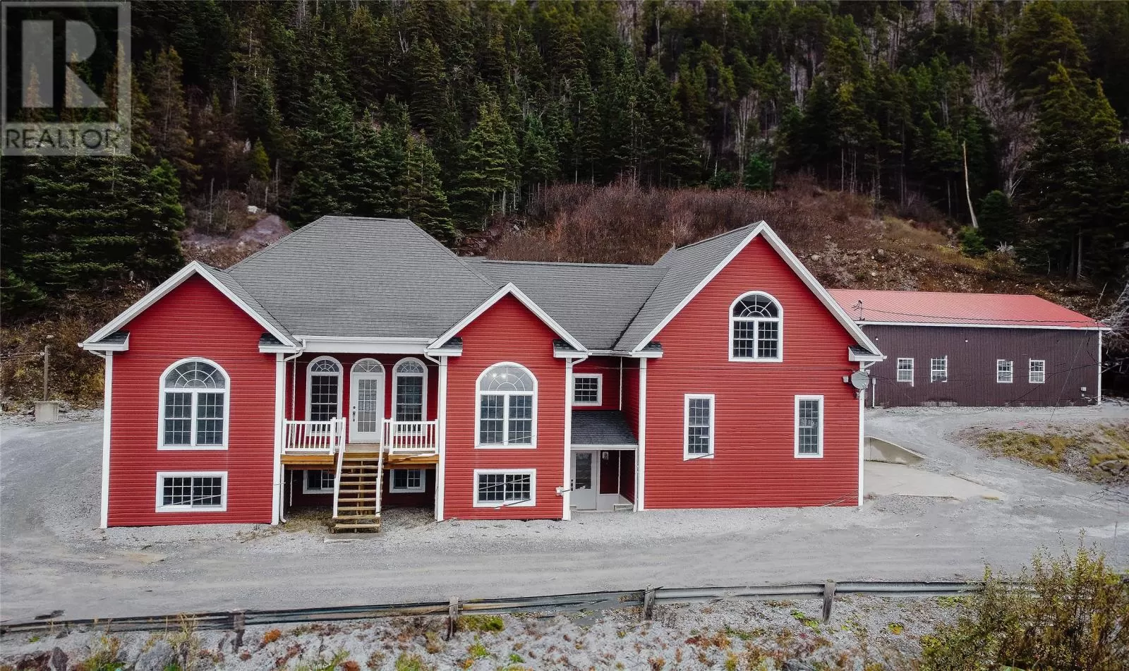House for rent: 464 Main Street, Summerside, Newfoundland & Labrador A2H 4A1