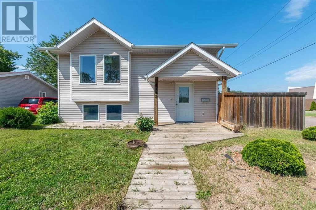 House for rent: 4702 39 Street, Lloydminster, Saskatchewan S9V 0B7