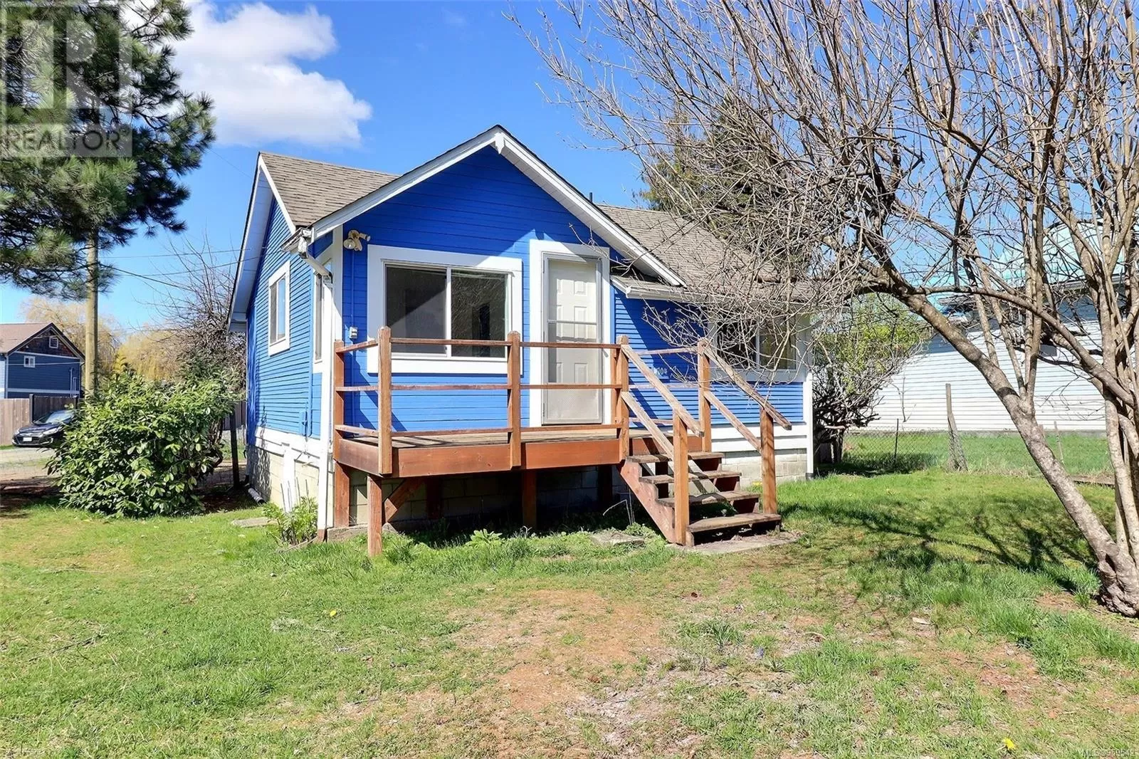 House for rent: 4704 Cumberland Rd, Cumberland, British Columbia V0R 1S0