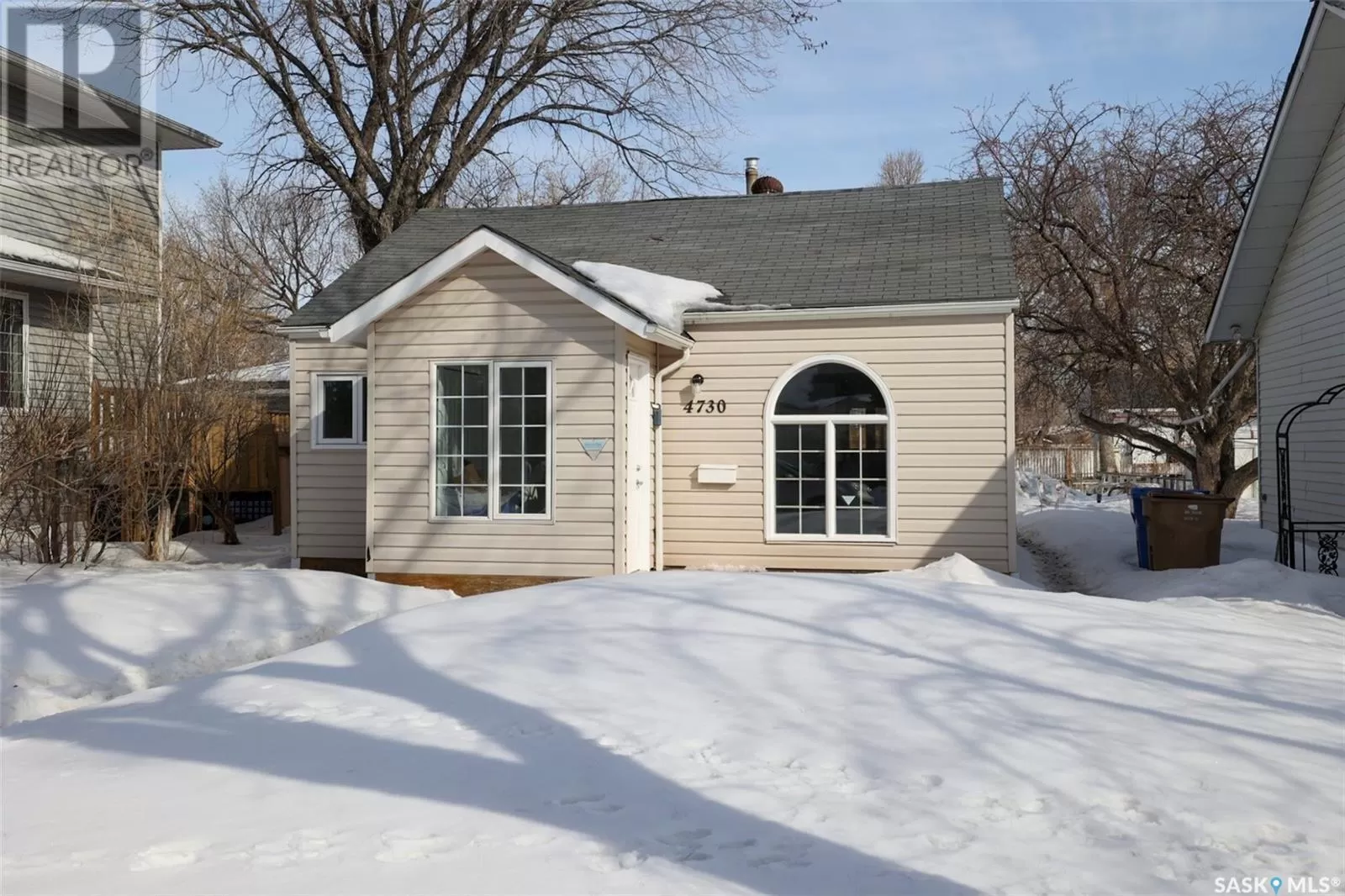 House for rent: 4730 8th Avenue, Regina, Saskatchewan S4T 0V7