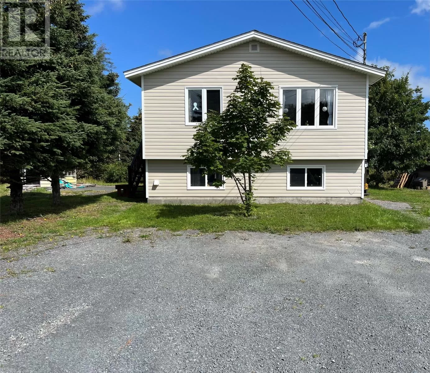 Two Apartment House for rent: 47a Country Road, Bay Roberts, Newfoundland & Labrador A0A 1G0