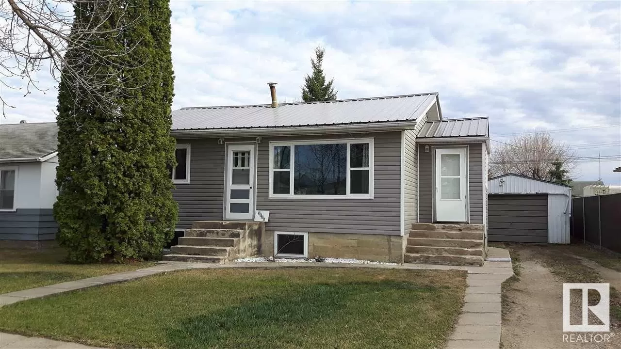 House for rent: 4806 52 Av, Bonnyville Town, Alberta T9N 2H5